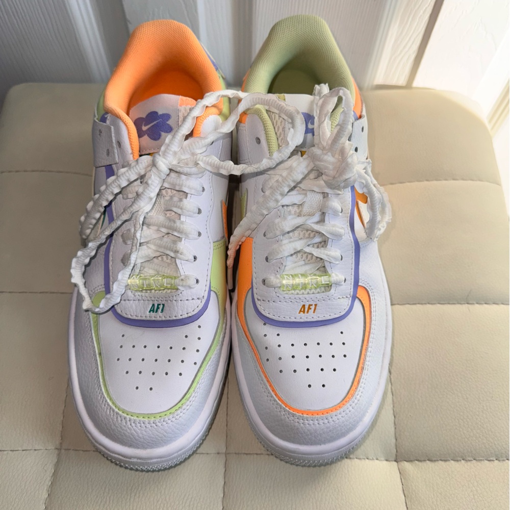 Women’s nike Air Force sneakers